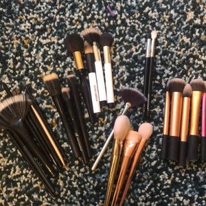 23 BRUSH LOT (real techniques, it cosmetics, etc)